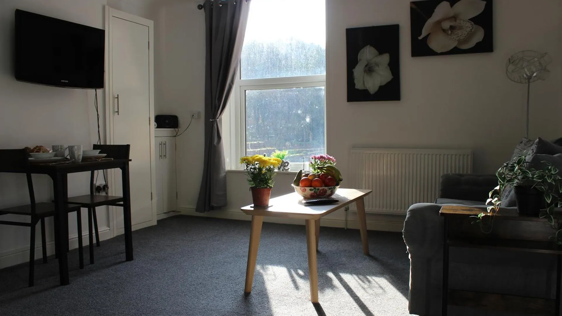 Oliver Wests Beautiful 1 Bedroom Retreat Скарборо Апартаменты